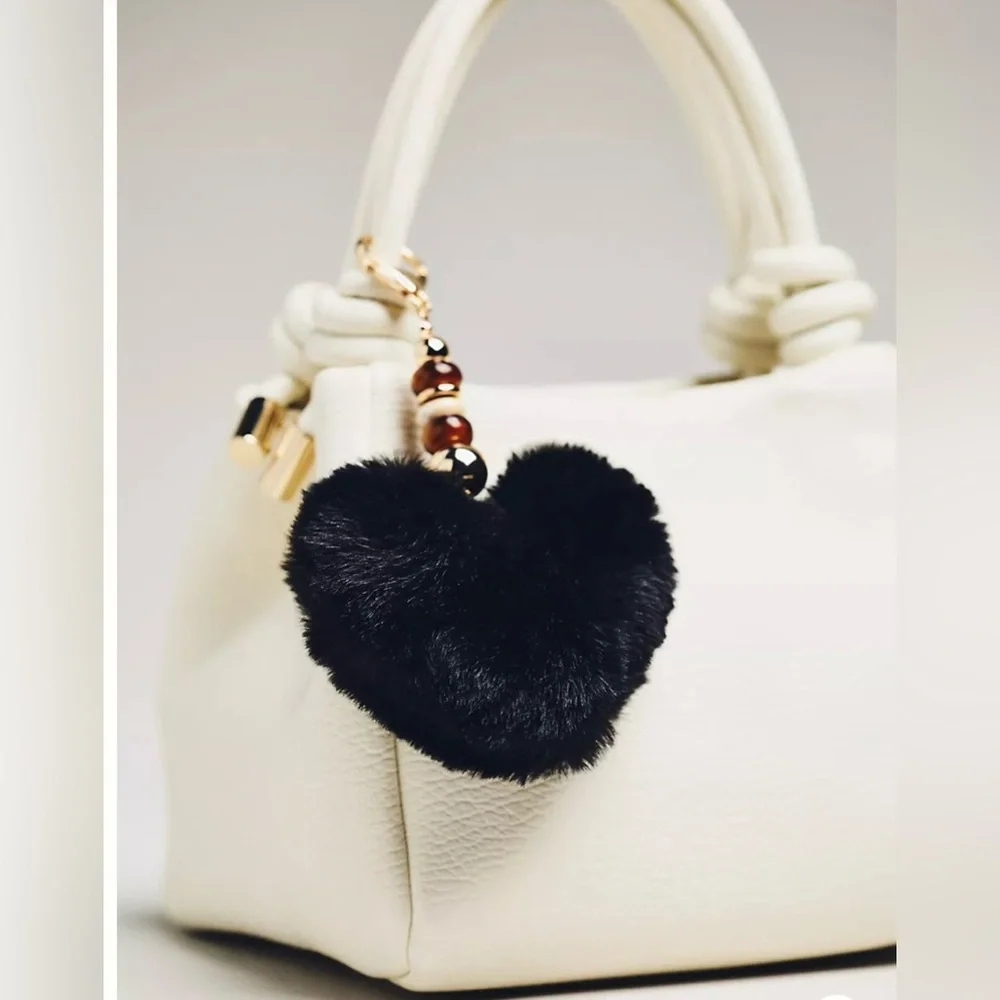 NWT Anthropologie Faux Fur Heart Bag Charm 🖤